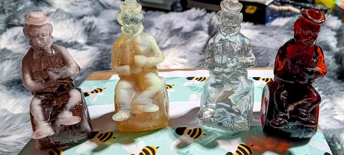 Clown the performer  Mosser pressedGlass Sale - Akron, Ohio - FleaMarketBay
