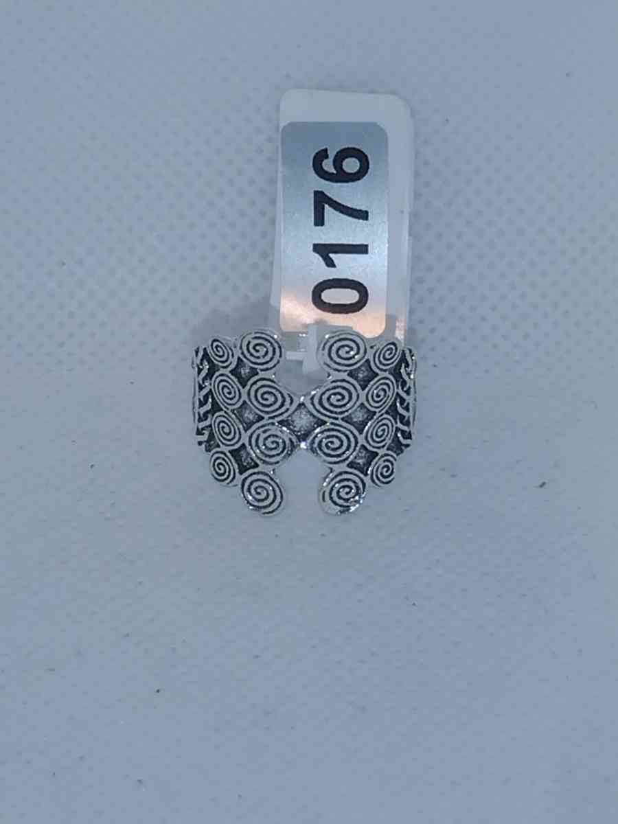 Swirly Bohemian Style Ring - Roanoke, Virginia - FleaMarketBay