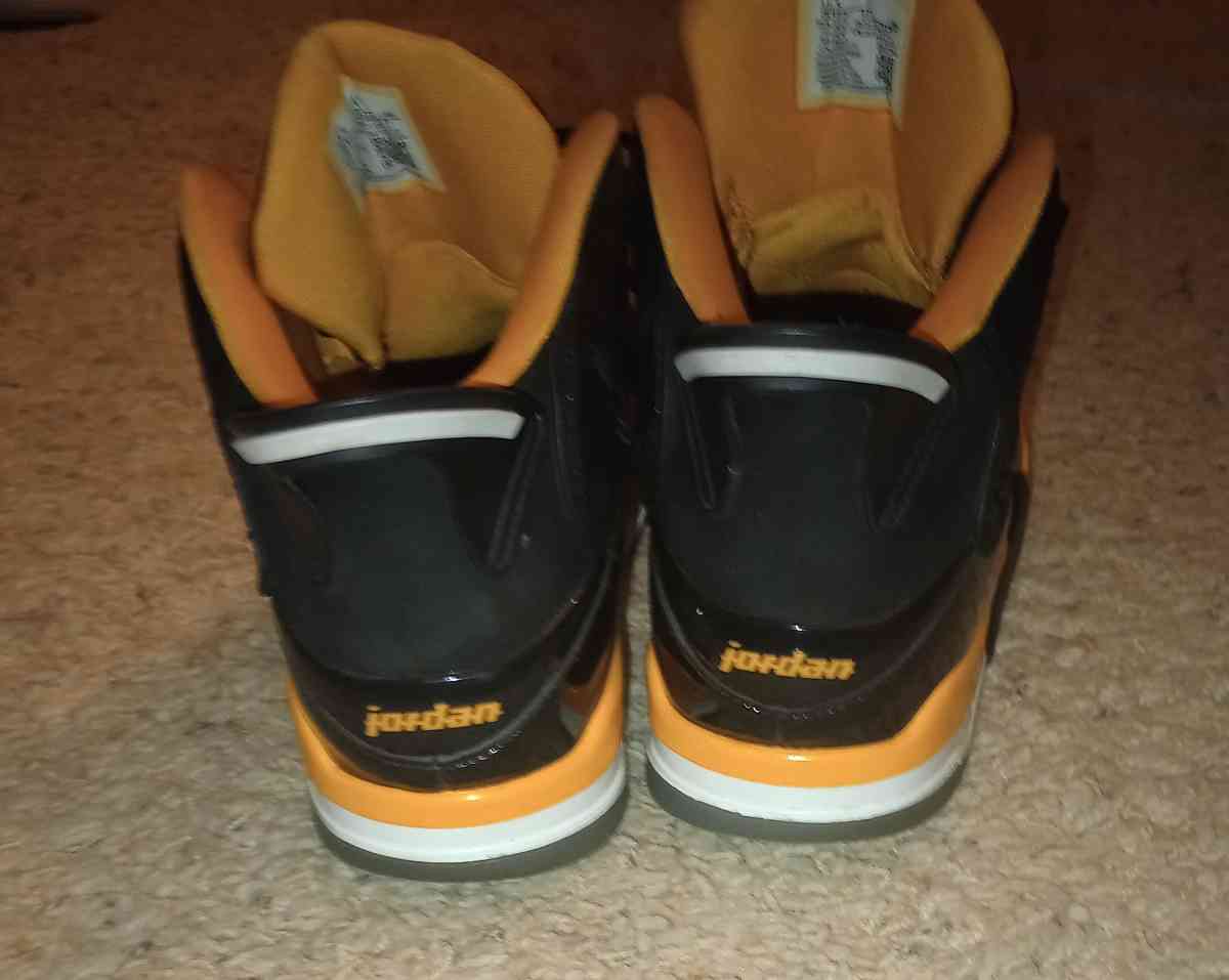 shoes Jordans - Saint Joseph, Missouri