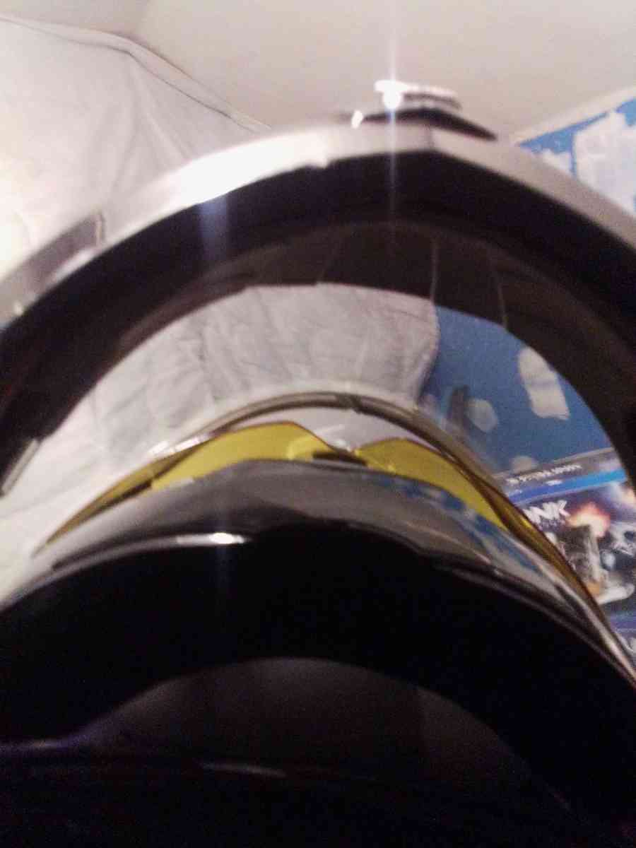 brand new helmet asking 7000 - New York, New York - FleaMarketBay
