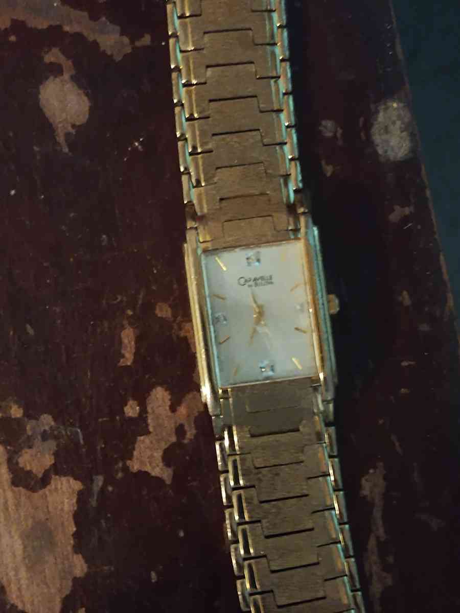 gold Bulova watch - Aiken, South Carolina - FleaMarketBay