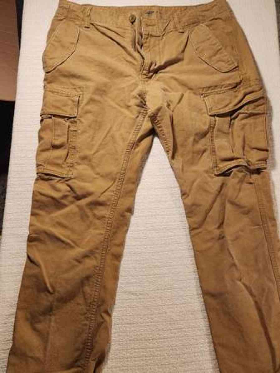 old navy work pants - Clinton, Massachusetts