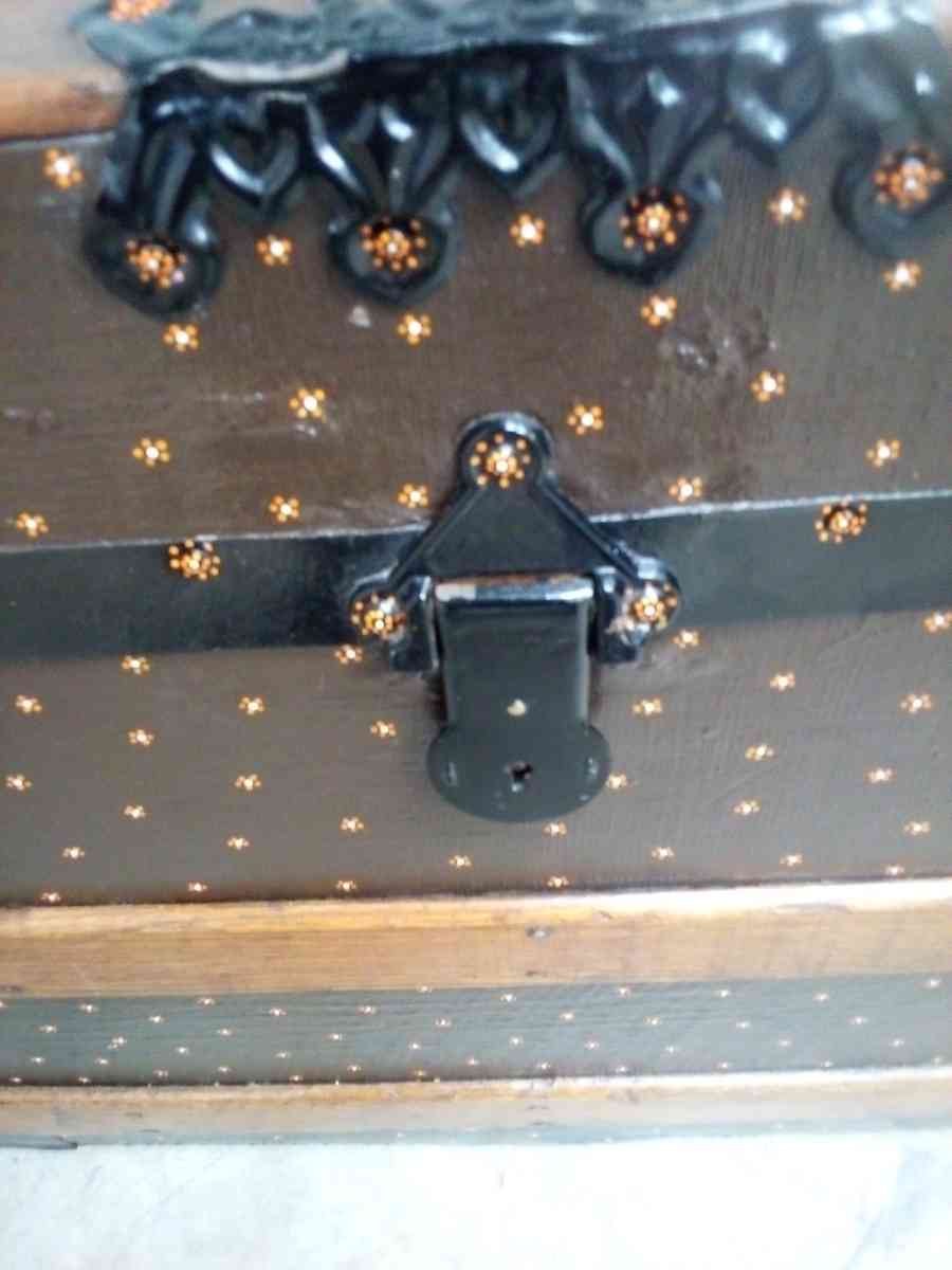 Groskopf Bros Steamer Trunk - Portland, Oregon - FleaMarketBay