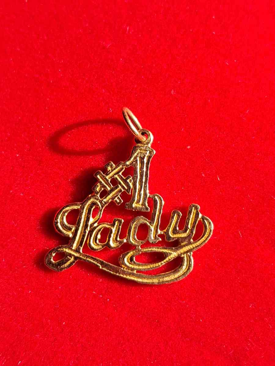 14K Yellow Gold Pendant - Lake Havasu City, Arizona