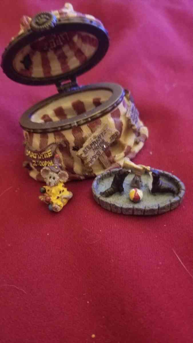 Boyds bear collection - Pensacola, Florida - FleaMarketBay