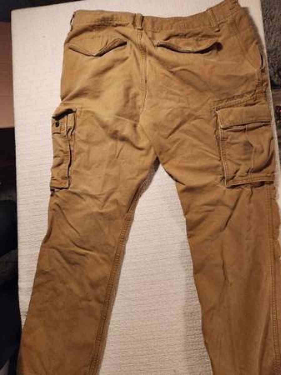 old navy work pants - Clinton, Massachusetts - FleaMarketBay