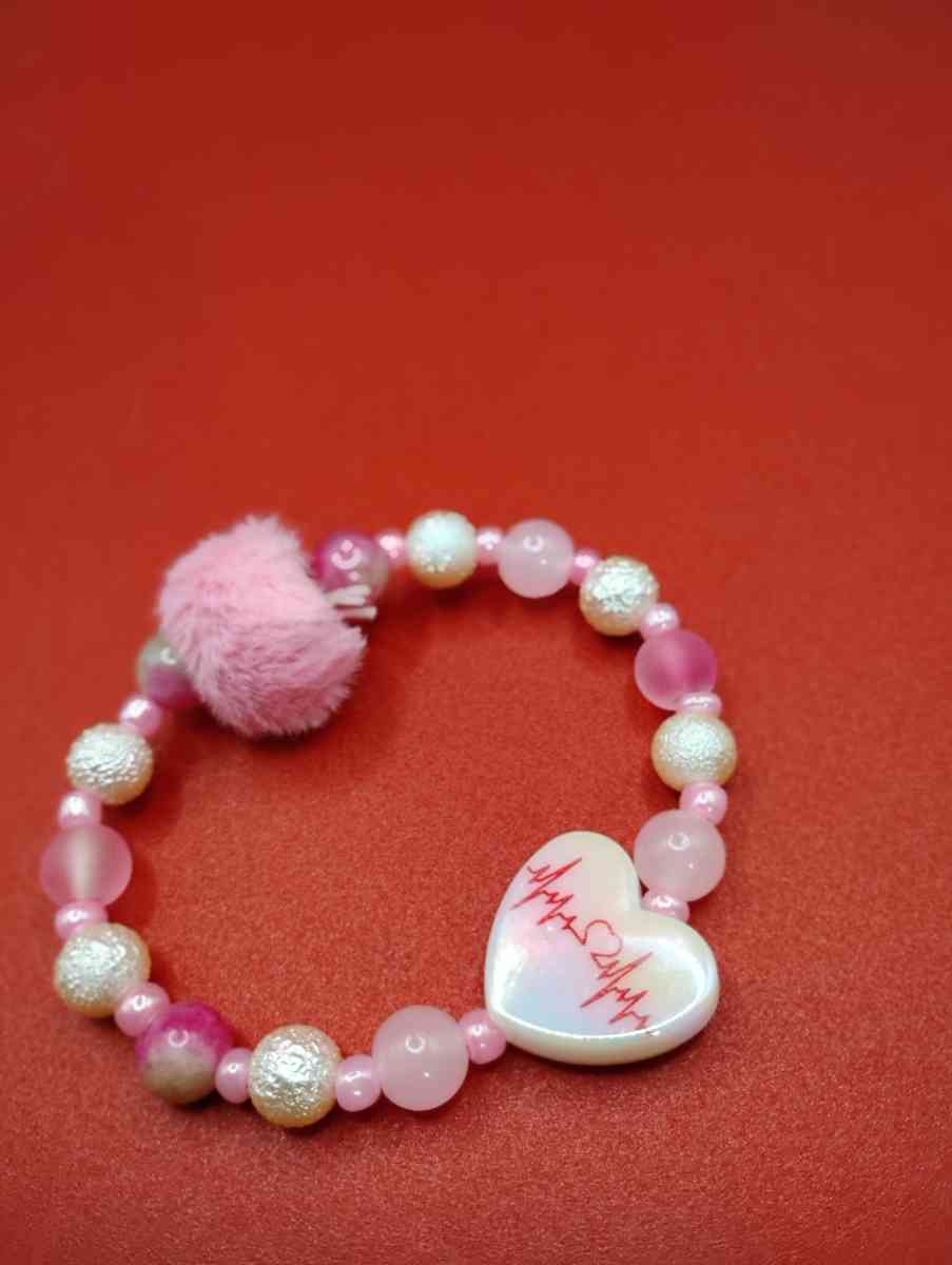 Boho Chic Stretchy Beaded Bracelets - Woodburn, Iowa - FleaMarketBay