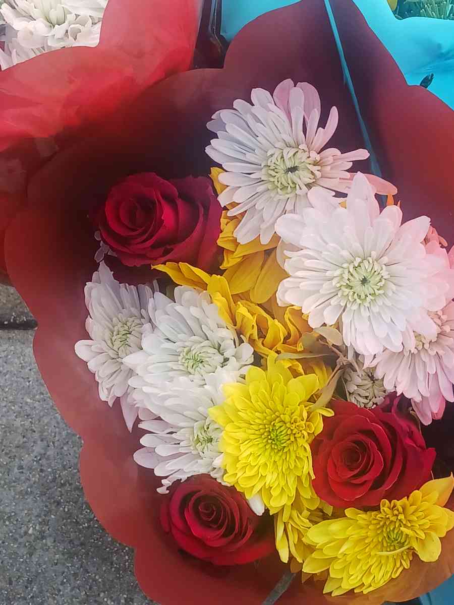 flores - Los Gatos, California - FleaMarketBay