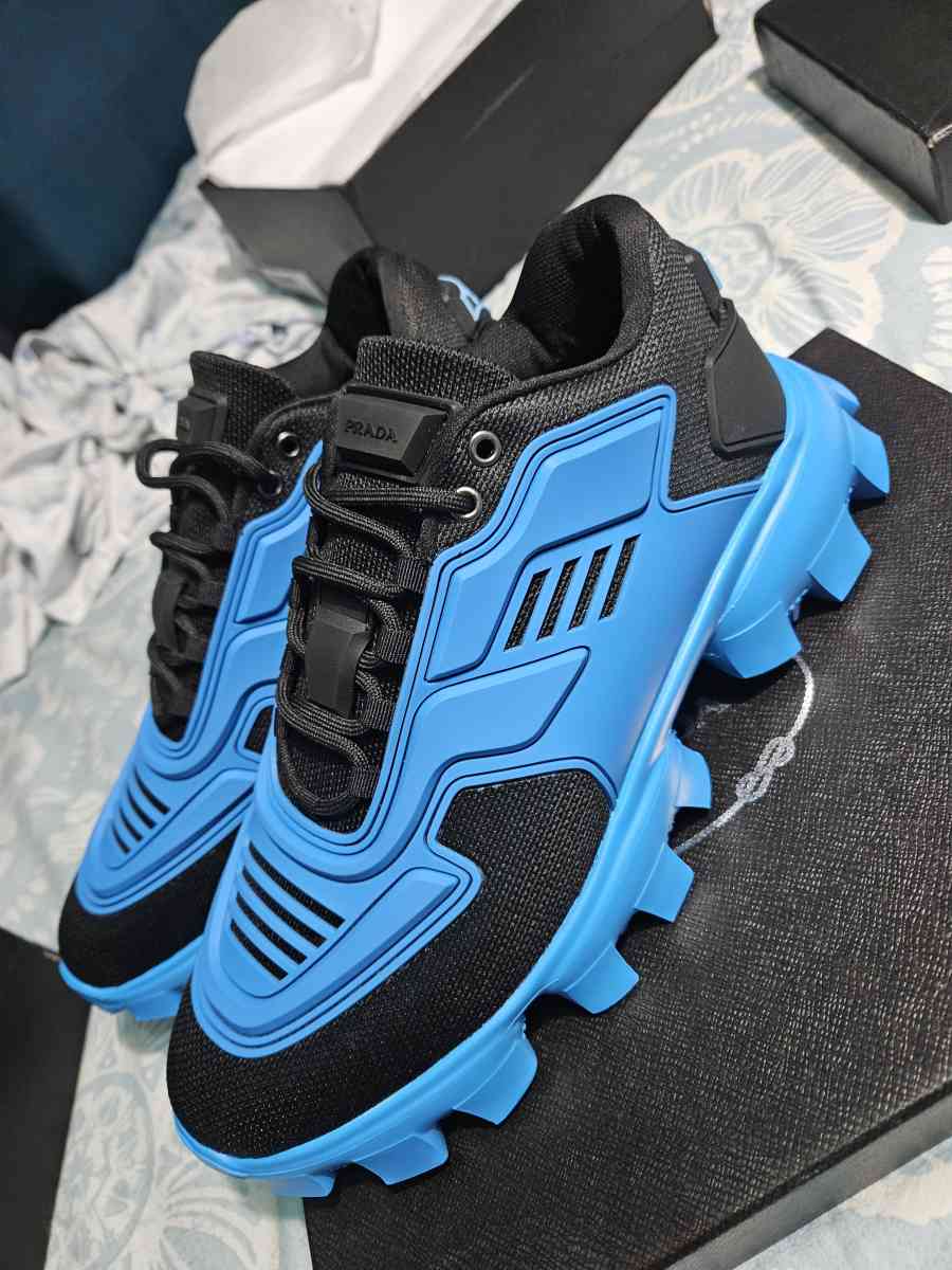 cloudbust thunder - Pompano Beach, Florida - FleaMarketBay