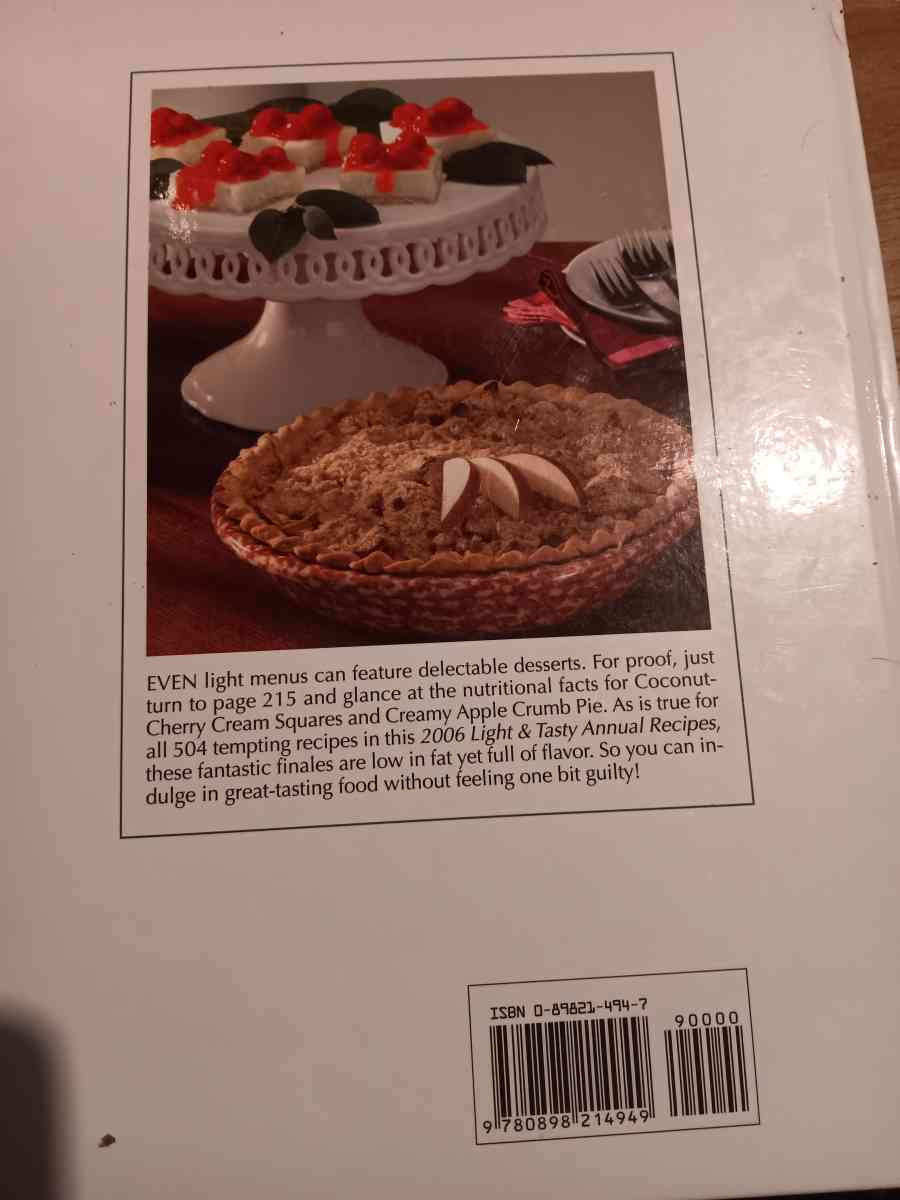 Taste of Home LightTasty cookbook 2006 - Brookfield, Missouri - FleaMarketBay