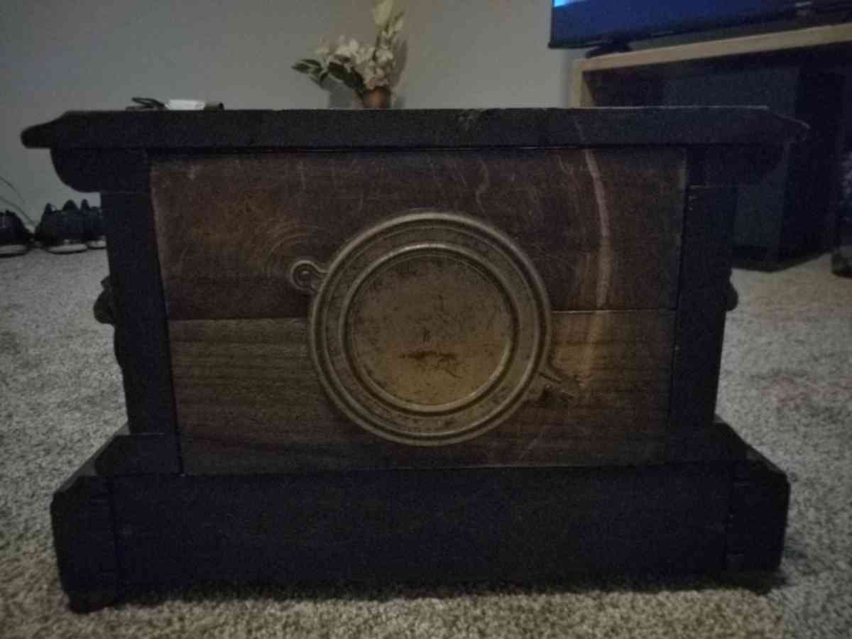 wmLGilbert Mantel Clock - Lincoln, Nebraska - FleaMarketBay
