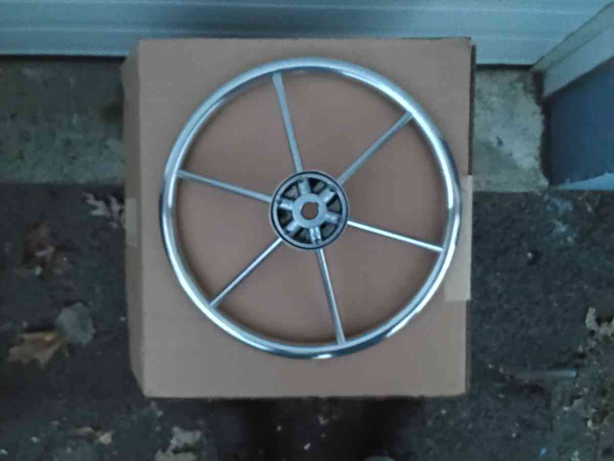 Nice Stainless Steel Steering Wheel 16 inch 6 Spoke Wheel - Williamstown, New Jersey - FleaMarketBay