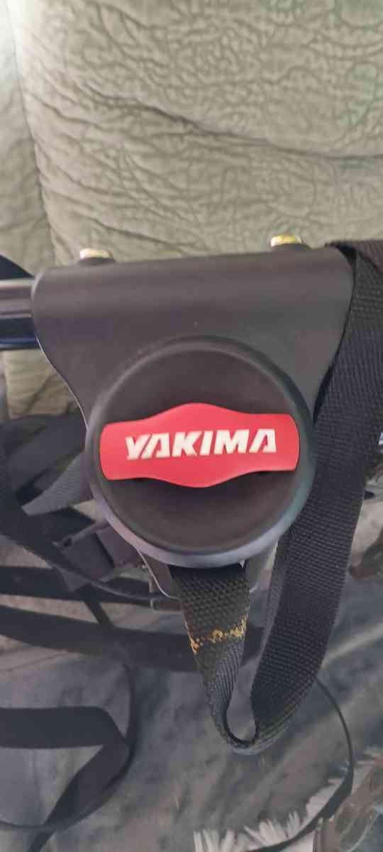 SALE Yakima bike rack for car - Akron, Ohio - FleaMarketBay