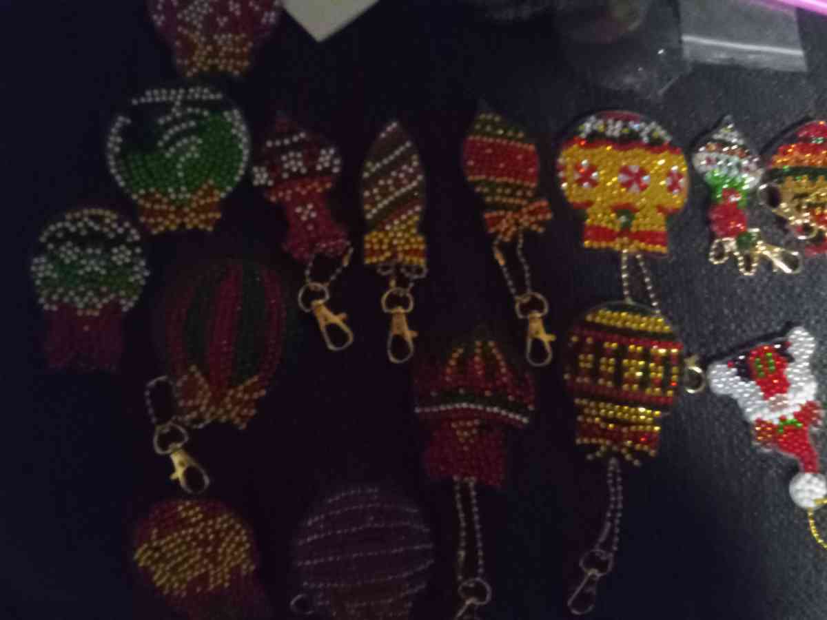 keychain all size keychain each - Cleveland, Ohio - FleaMarketBay