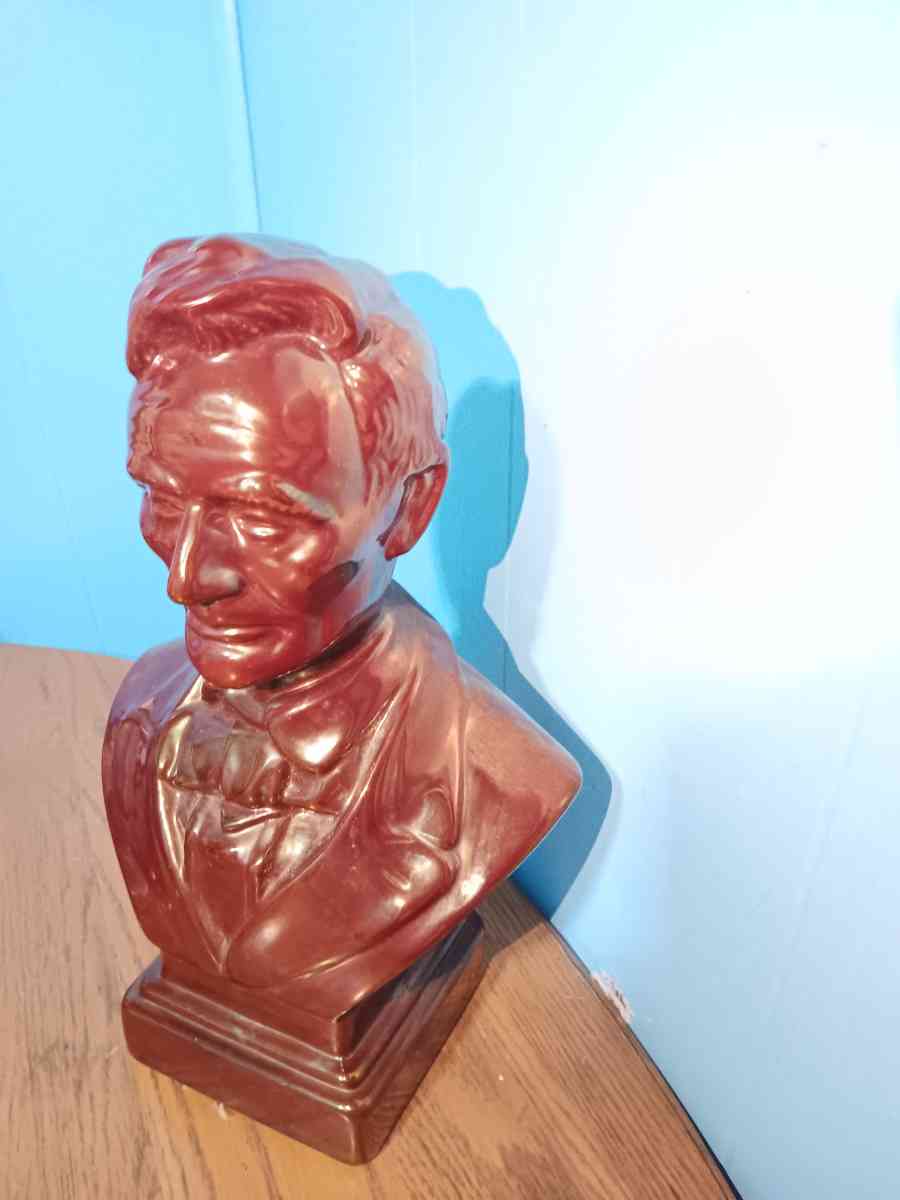 vintage Ceramic Abrahan Linconl - Hazlehurst, Georgia