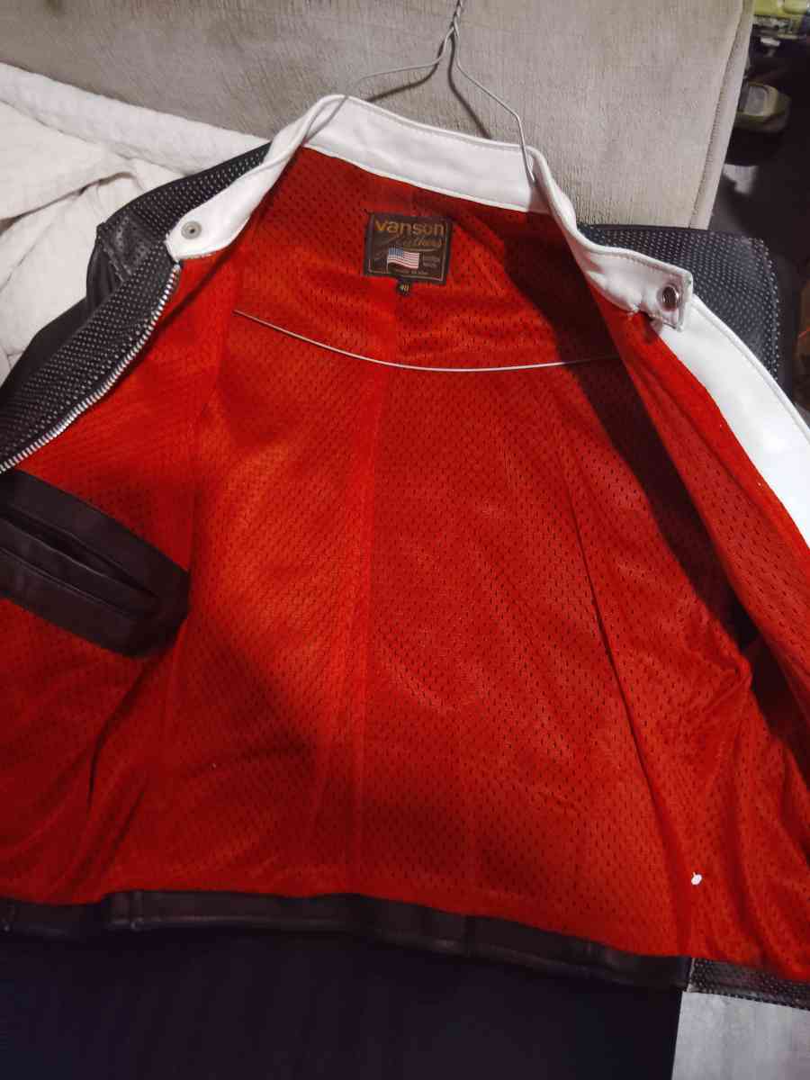 leather jacket - Antioch, Tennessee - FleaMarketBay