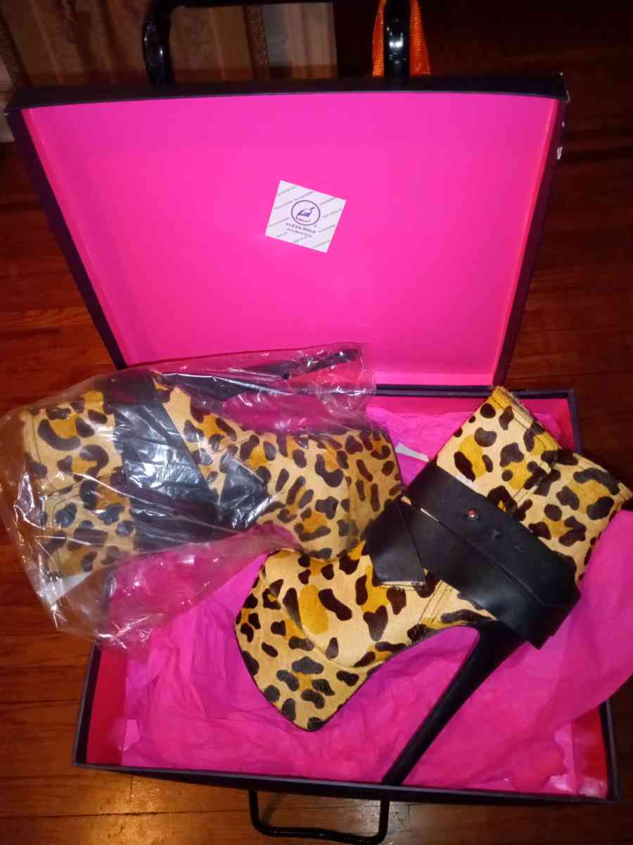 LONDON TRASH BRAND NEW IN BOX WOMEN SHOES AT GREAT PRICES - Staten Island, New York - FleaMarketBay