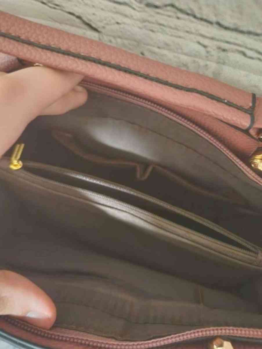 Womens AMVIKS Pink and White Shoulder Bag - Kansas City, Missouri - FleaMarketBay