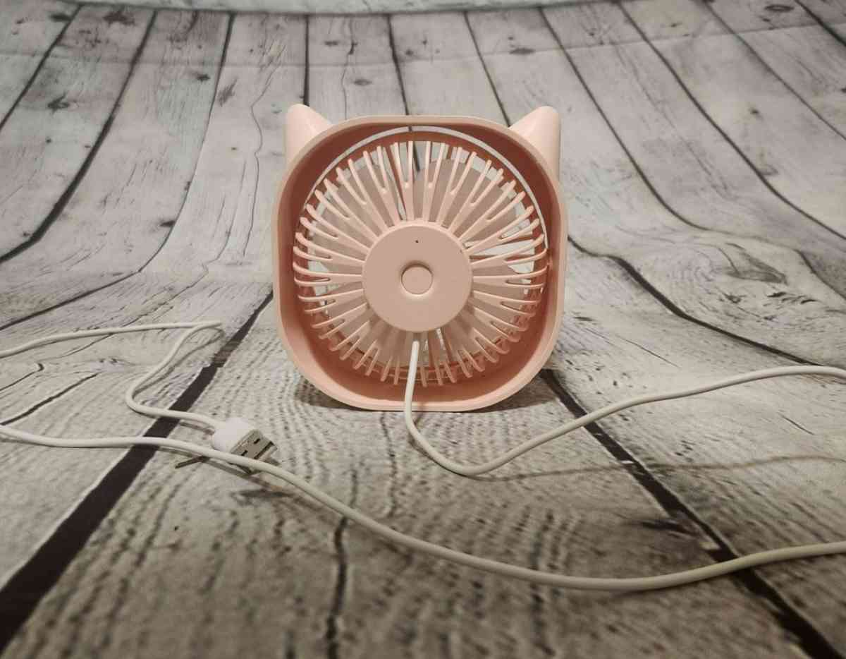 Portable Pink Cat Shaped Wired Fan - Kansas City, Missouri - FleaMarketBay