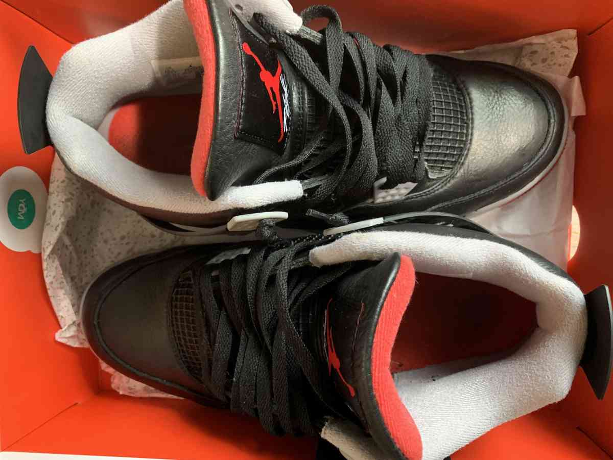 jordan retro 4s - Belleville, Michigan - FleaMarketBay