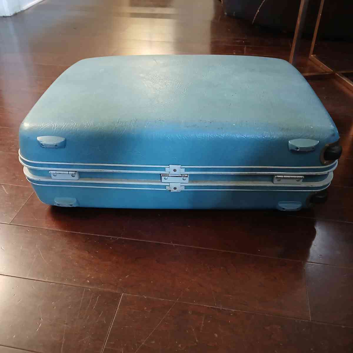 Samsonite vintage suitcase - Indianapolis, Indiana - FleaMarketBay