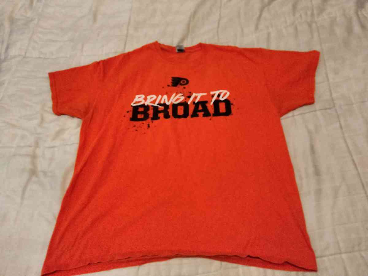 Philadelphia Flyers T Shirt - Norristown, Pennsylvania