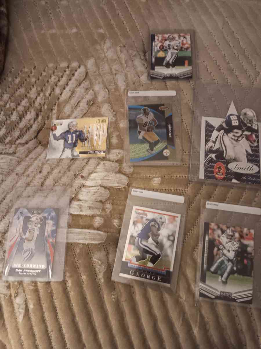 nfl football cards dont know if they are rare - Jermyn, Pennsylvania