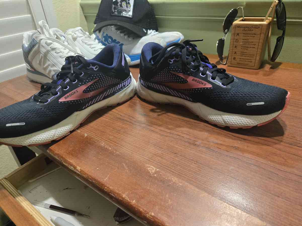 5 pair of womens shoes  Michael Kohrs are brand new - Tavares, Florida - FleaMarketBay