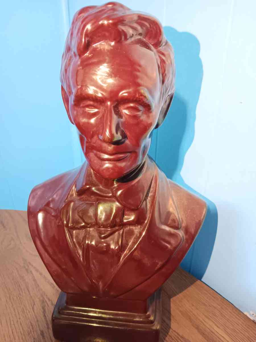 vintage Ceramic Abrahan Linconl - Hazlehurst, Georgia - FleaMarketBay