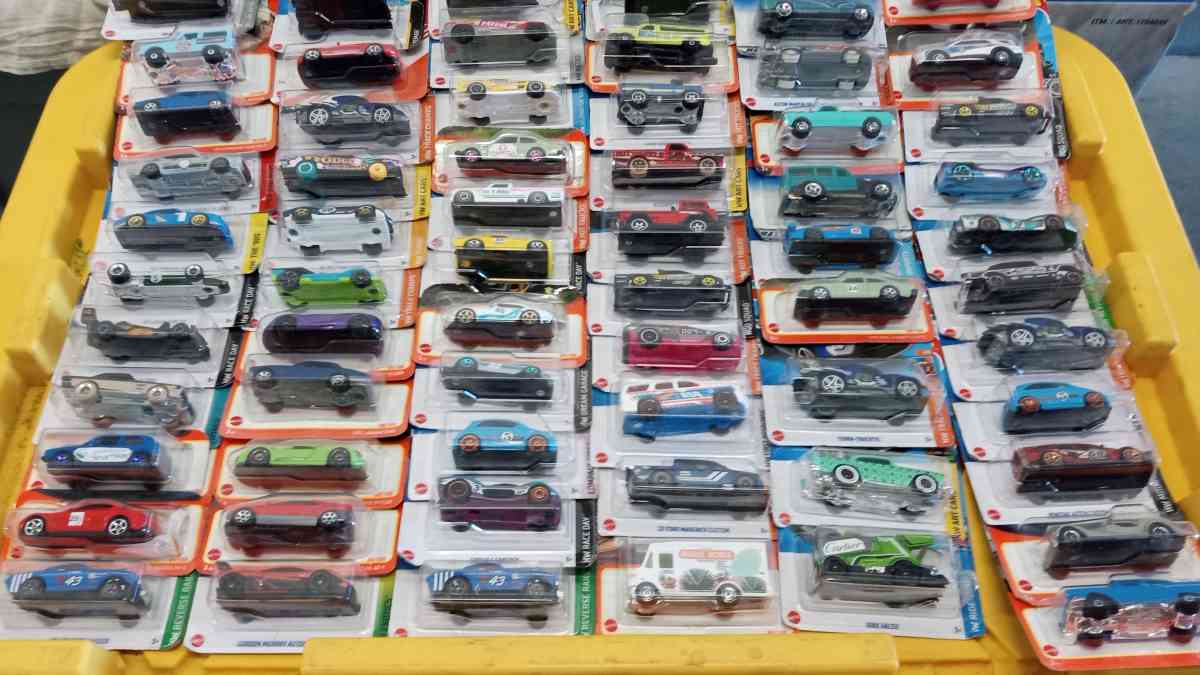 the big great collection of toys cars and trucks - Atherton, California - FleaMarketBay