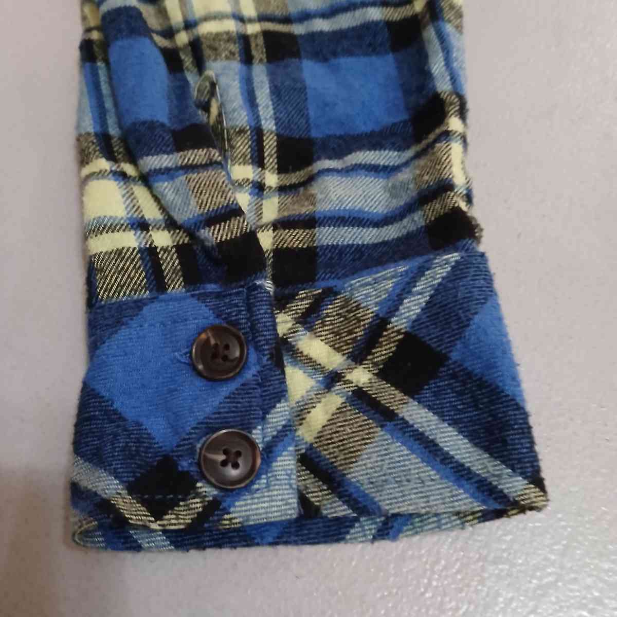 Wild fable vintage shirt small - Indianapolis, Indiana - FleaMarketBay