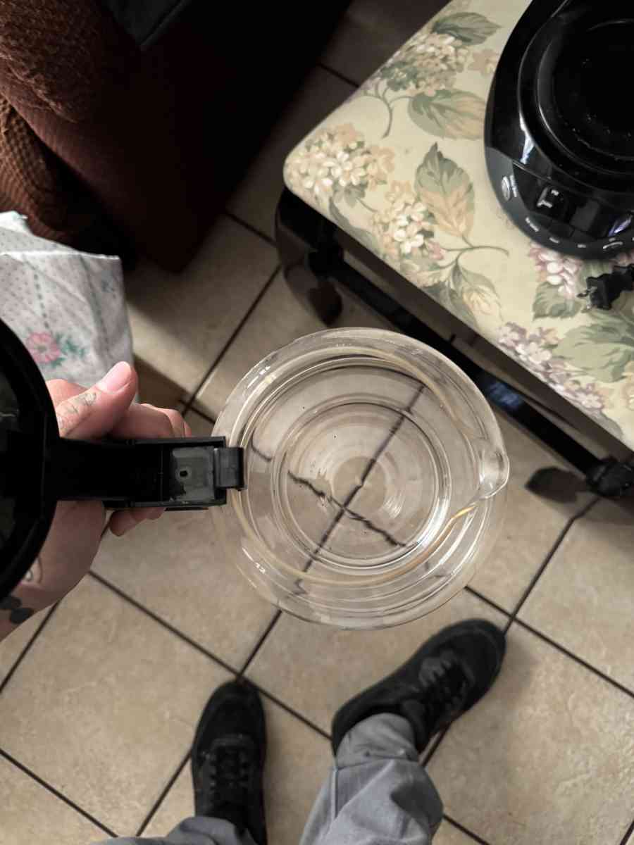 Coffee maker - Alpine, Arizona - FleaMarketBay