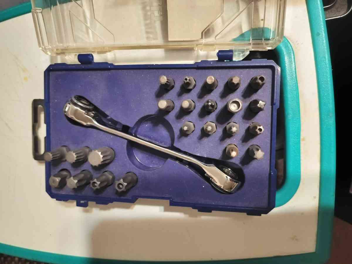 40 for all 3 bit sets - Akron, Ohio - FleaMarketBay