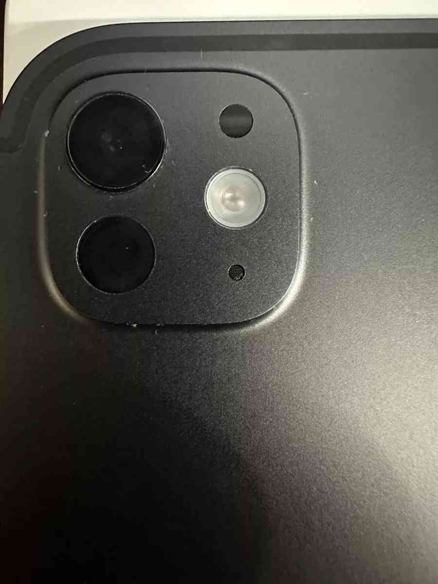 iPad Pro 13 M4 WiFi  Cellular 5G Unlocked 256GB Space Black - Tampa, Florida