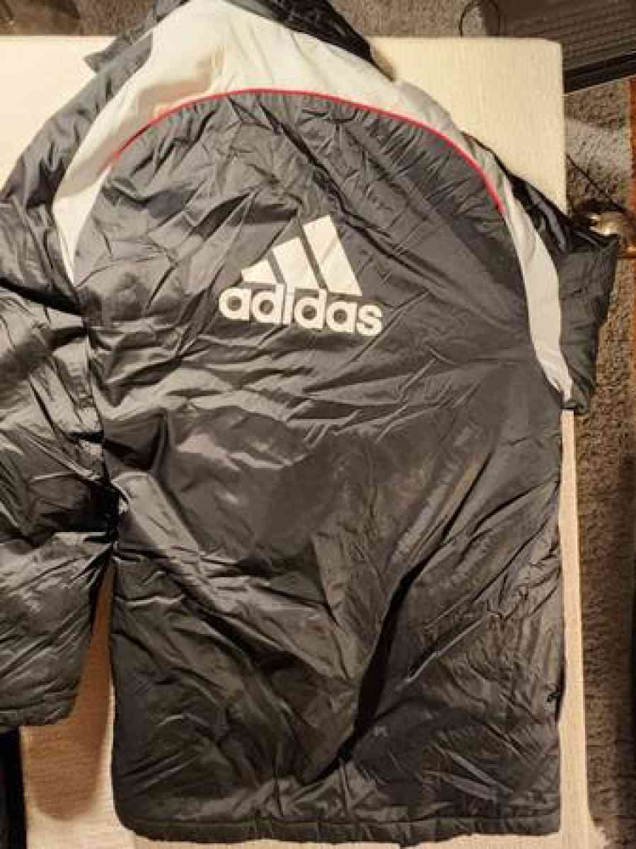 Adidas winter jacket - Clinton, Massachusetts