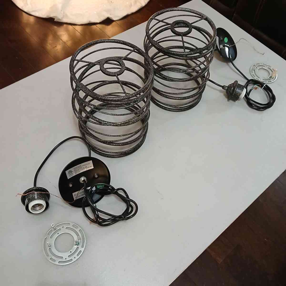 Modern wired pendant lights - Indianapolis, Indiana - FleaMarketBay