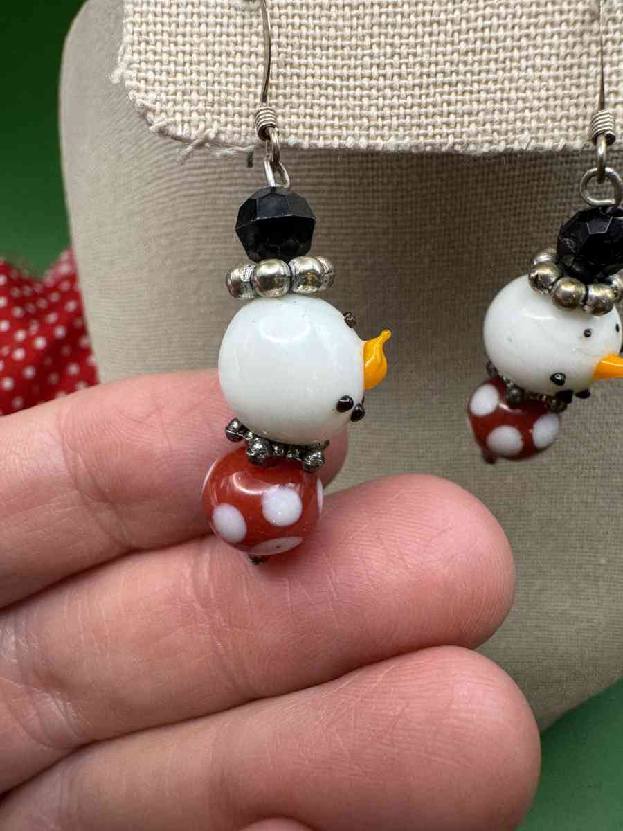 2040Vintage Art Glass Hand Blown Snowman Earrings Dangle Dro - Gallatin, Tennessee - FleaMarketBay