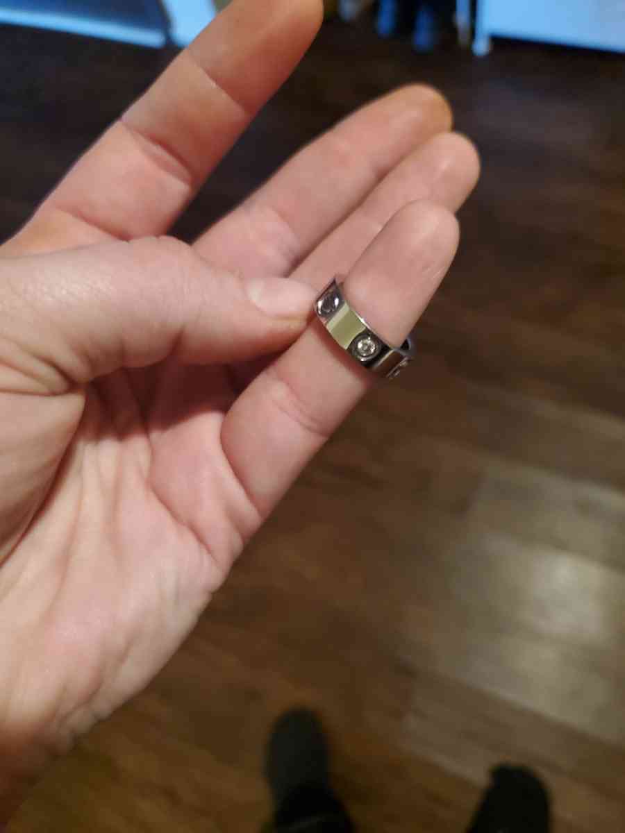 18k Cartier 3 Diamond Love Ring - Mount Orab, Ohio - FleaMarketBay