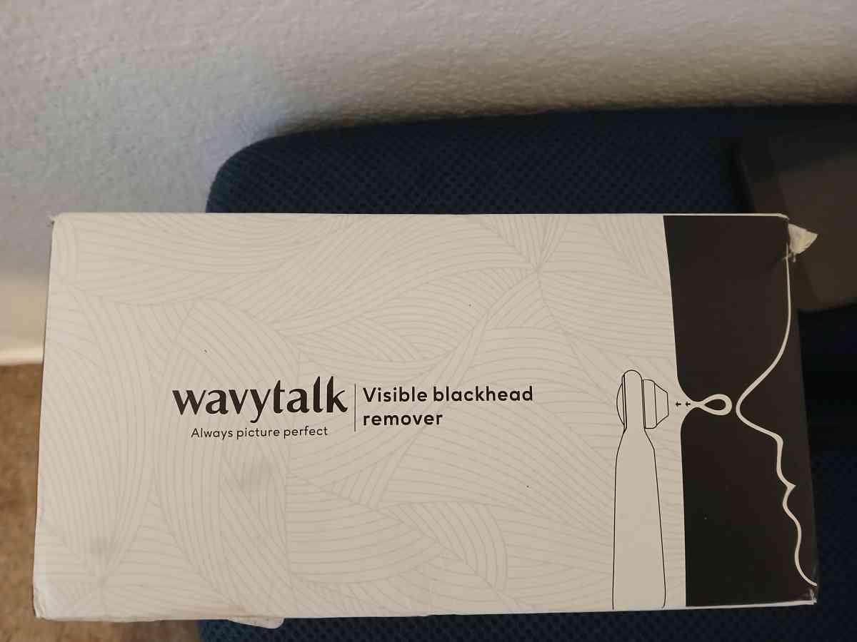 wavytalk blackhead remover w magnifyiner - Phoenix, Arizona - FleaMarketBay