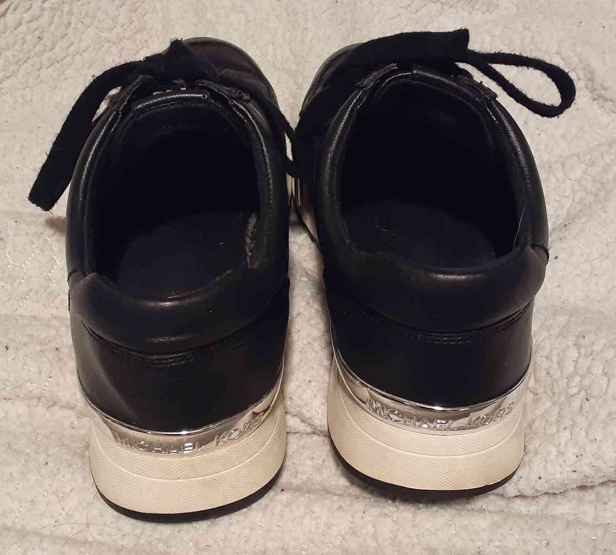 Michael Kors Allie sneakers - Washington Boro, Pennsylvania - FleaMarketBay