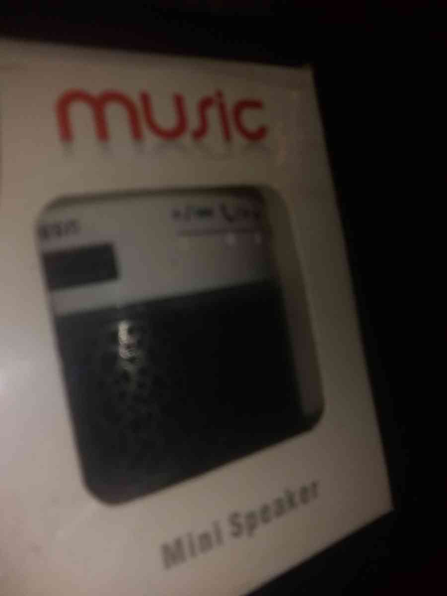 mini Bluetooth speaker - Pensacola, Florida - FleaMarketBay
