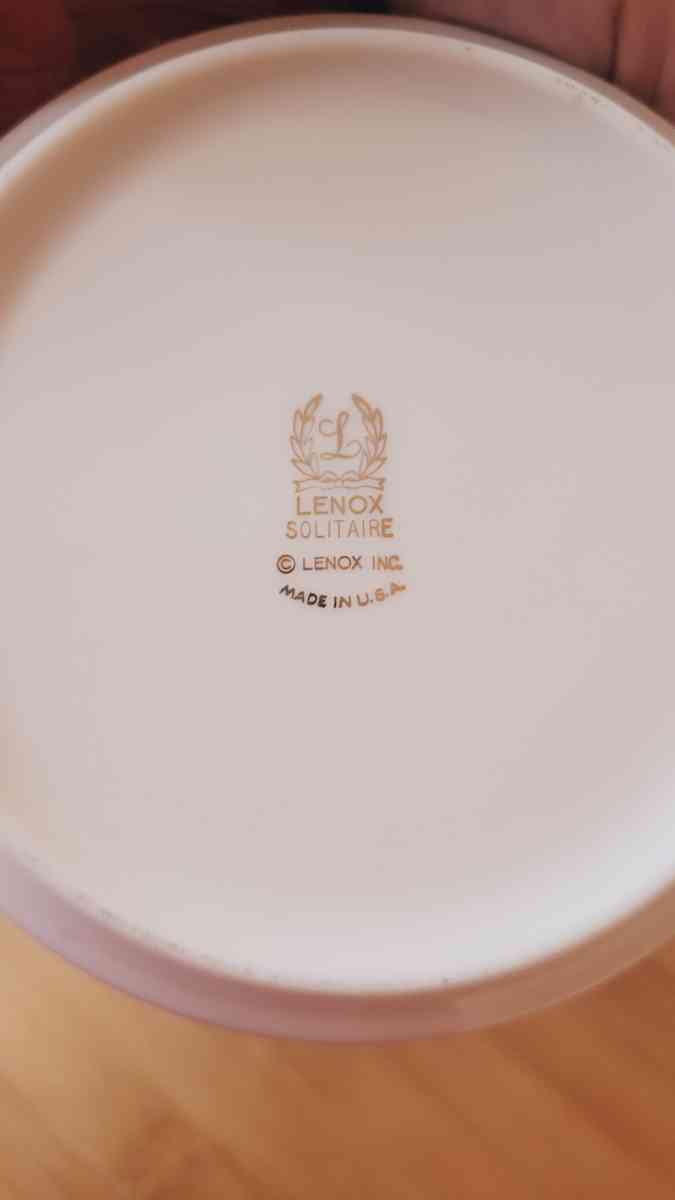 Lenox China and crystal stemware - Houston, Texas - FleaMarketBay