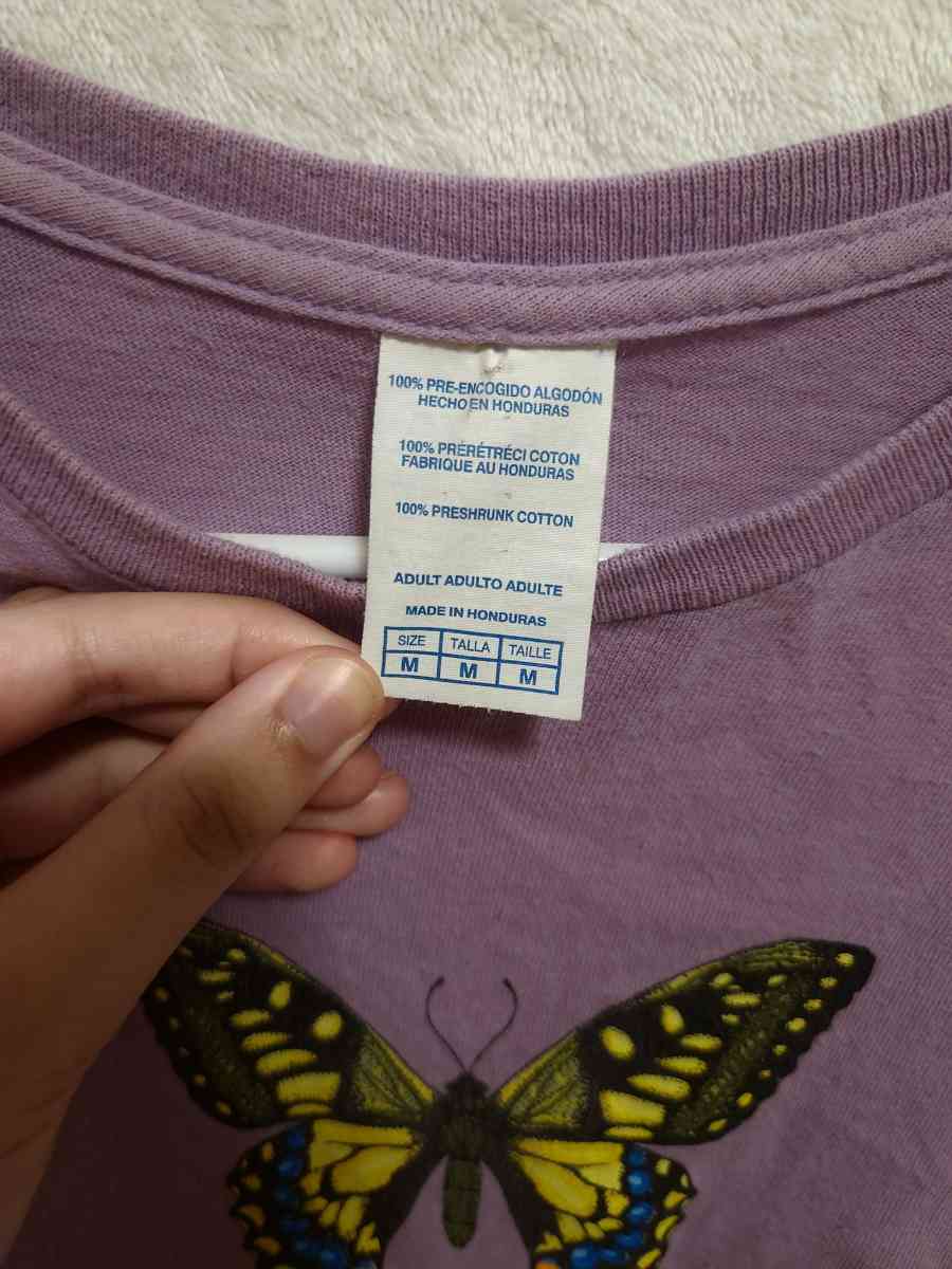 Medium Girls Purple Butterfly Shirt - Kansas City, Missouri - FleaMarketBay