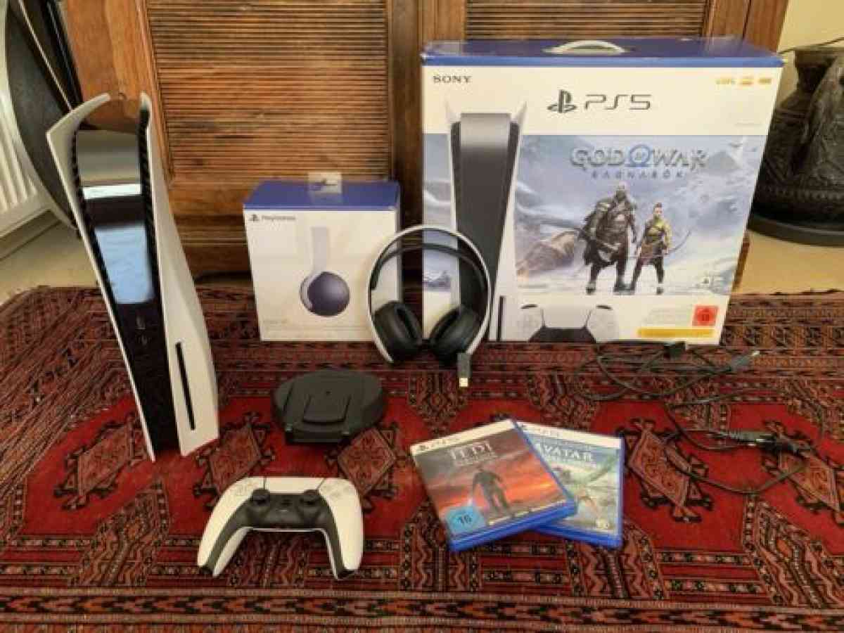 PlayStation 5 Disc 825 GB Controller Pulse 3DHeadset 2 Games - Albany, New York