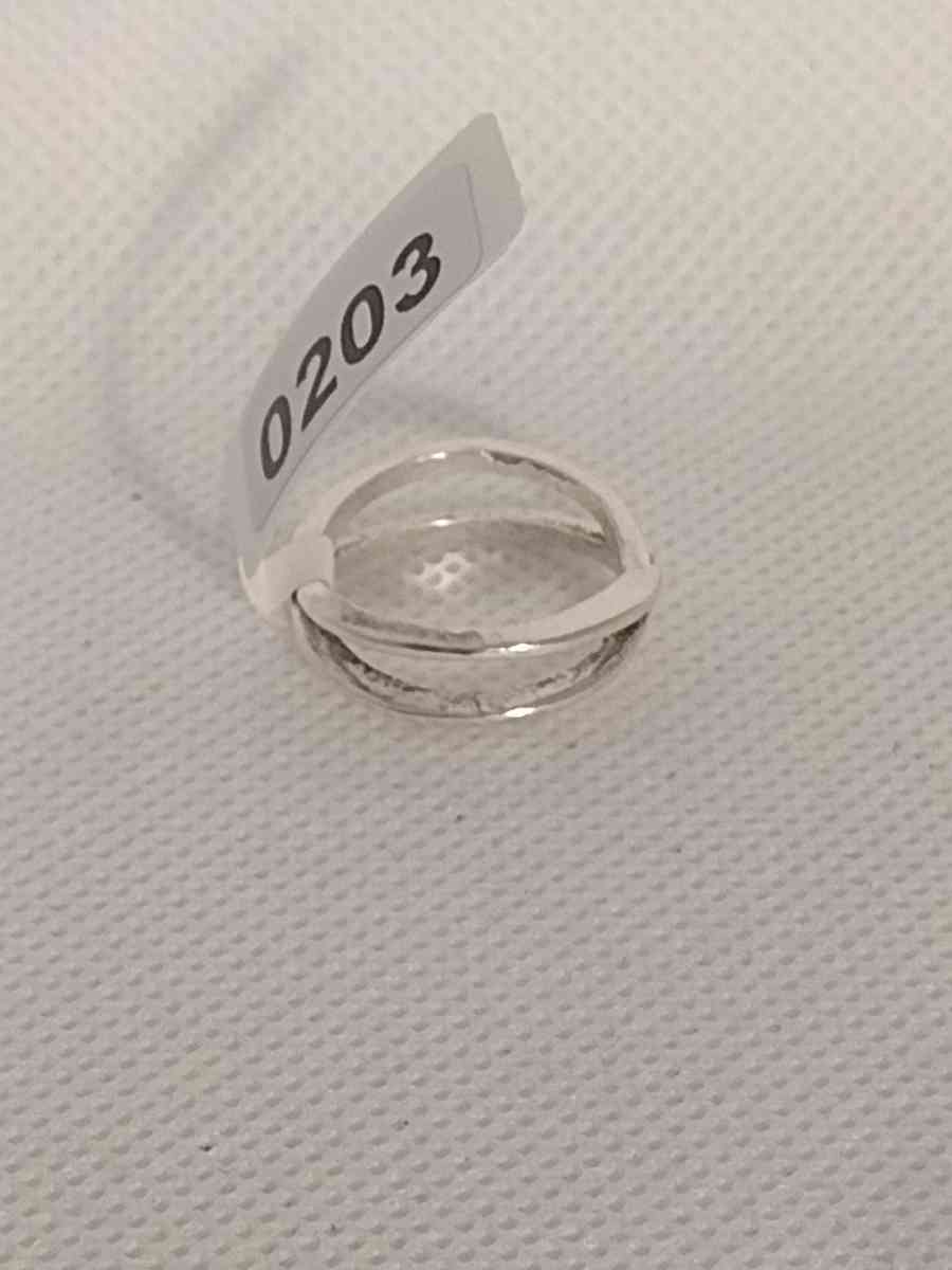 Silver Criss Cross Ring - Roanoke, Virginia - FleaMarketBay