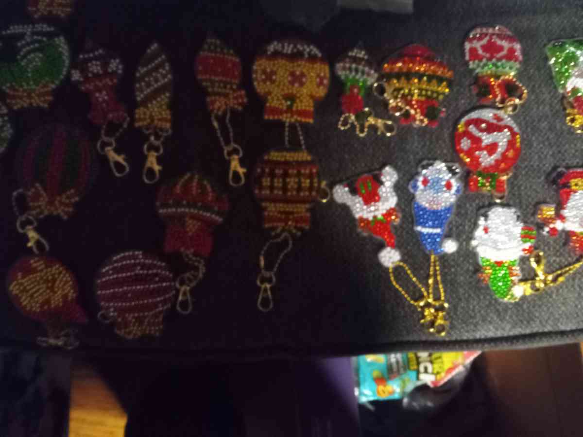 keychain all size keychain each - Cleveland, Ohio - FleaMarketBay