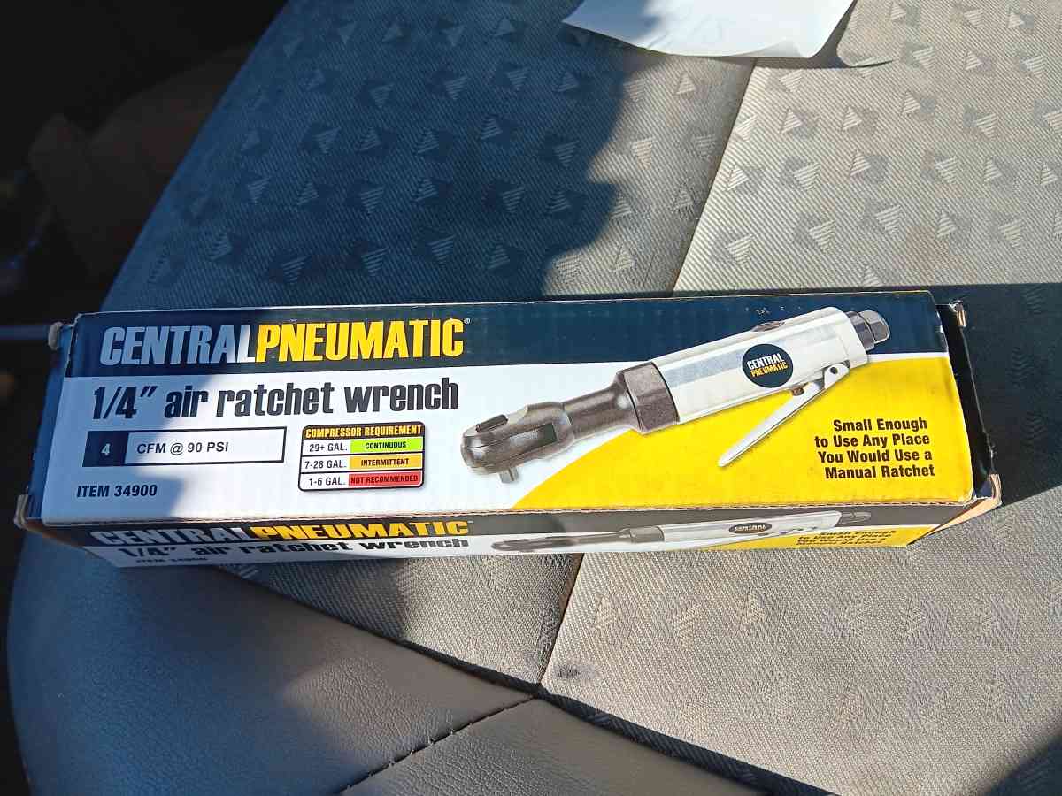 BRAND NEW Quarter inch drive Central Pnuematic air ratchet - Lexington, South Carolina