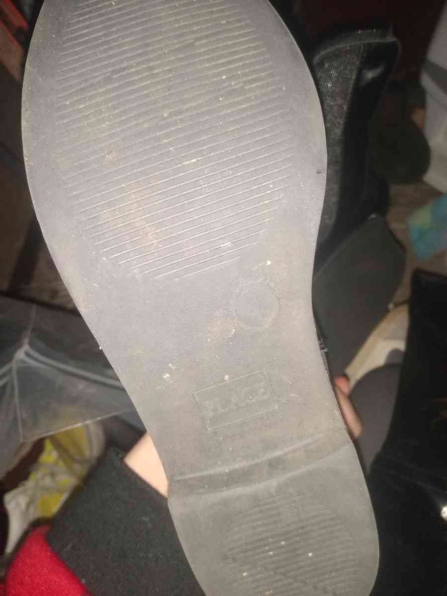 Nike and other shoes - Alicia, Arkansas - FleaMarketBay