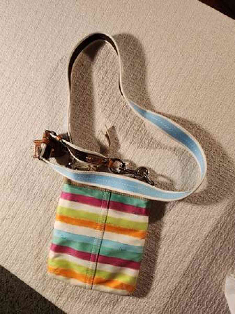 coach bag - Clinton, Massachusetts - FleaMarketBay