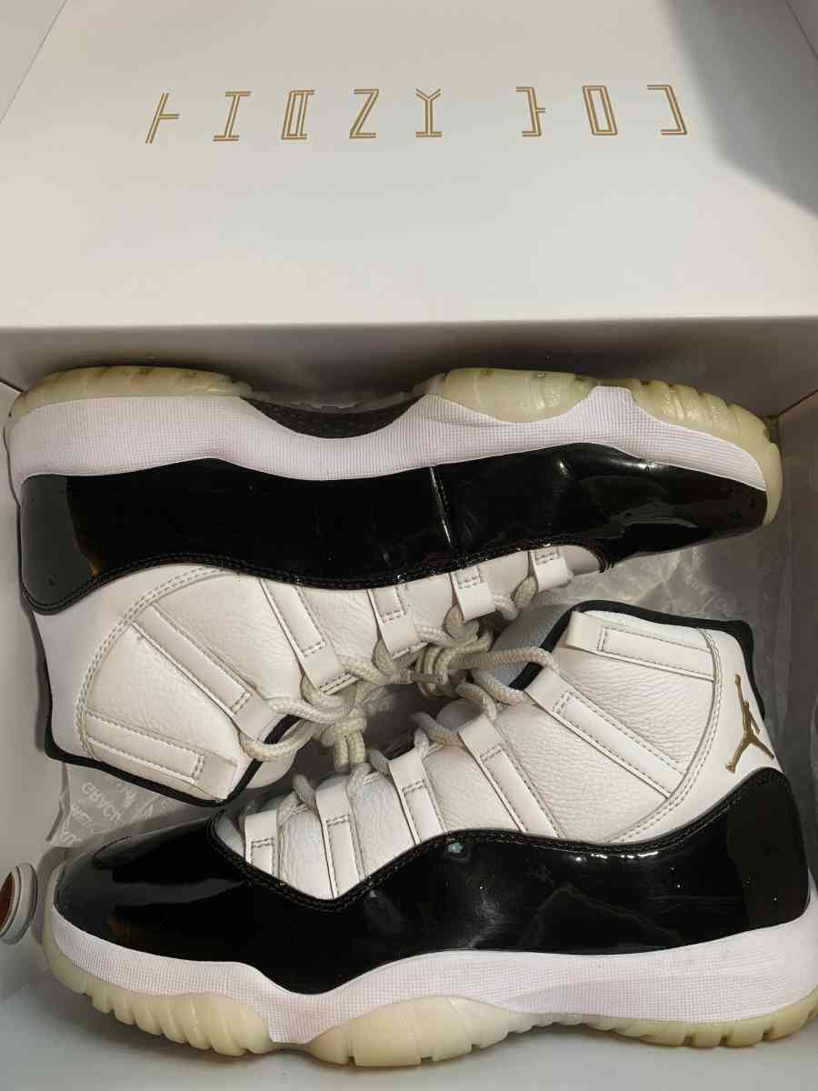 Jordan 11s - Belleville, Michigan - FleaMarketBay